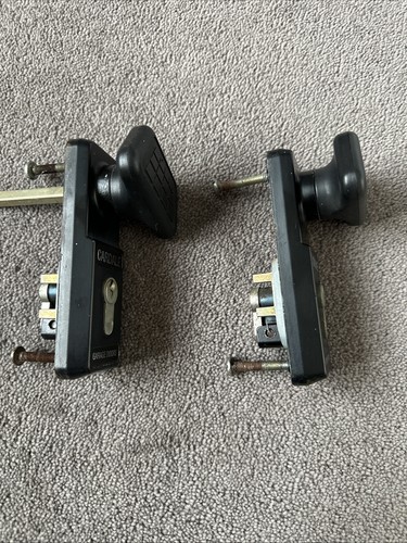 Cardale garage door handles - cardale,
