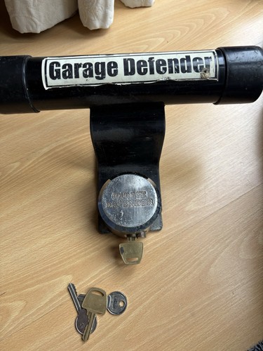 Pjb garage door - door, lock
