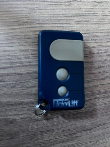 Remote garage door - garage, motorlift