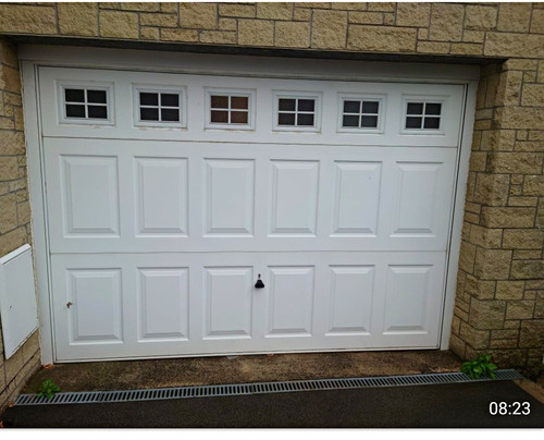 White sectional single - sectional,