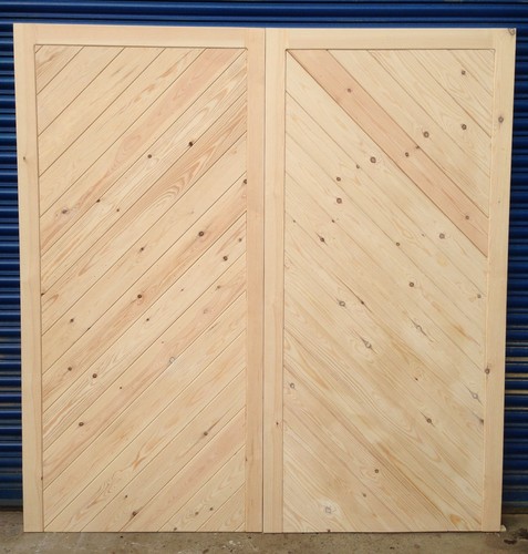 Wooden chevron side - wooden,